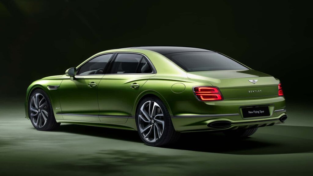 Bentley Flying Spur 2025 zelana farba